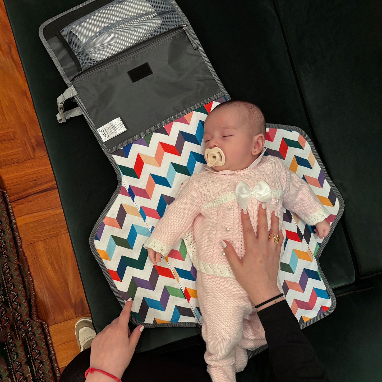 Cambiador portátil Zigzag exterior Plomo